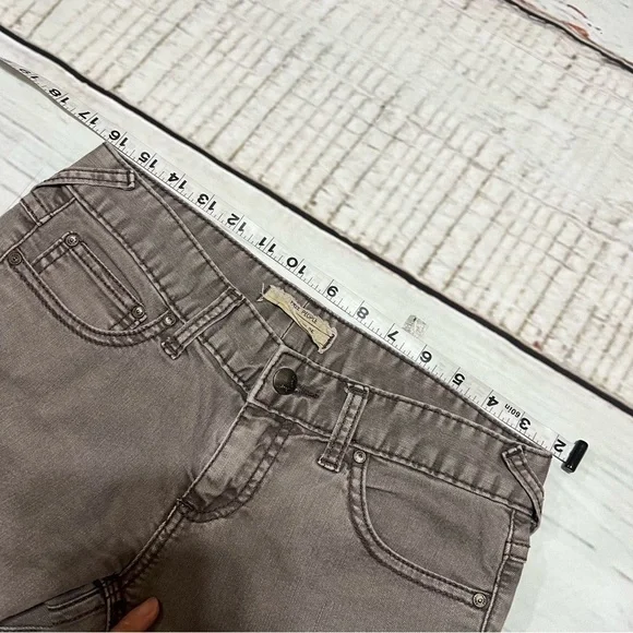 FREE PEOPLE women’s skinny ankle jeans in brown mid rise size 25 euc - Picture 5 of 16